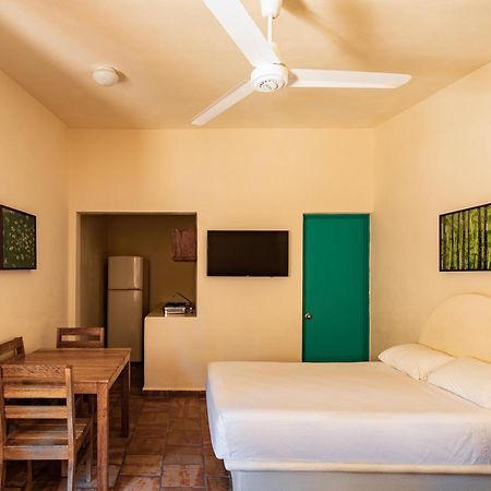 Bungalows Las Arenas San Patricio Melaque Dış mekan fotoğraf