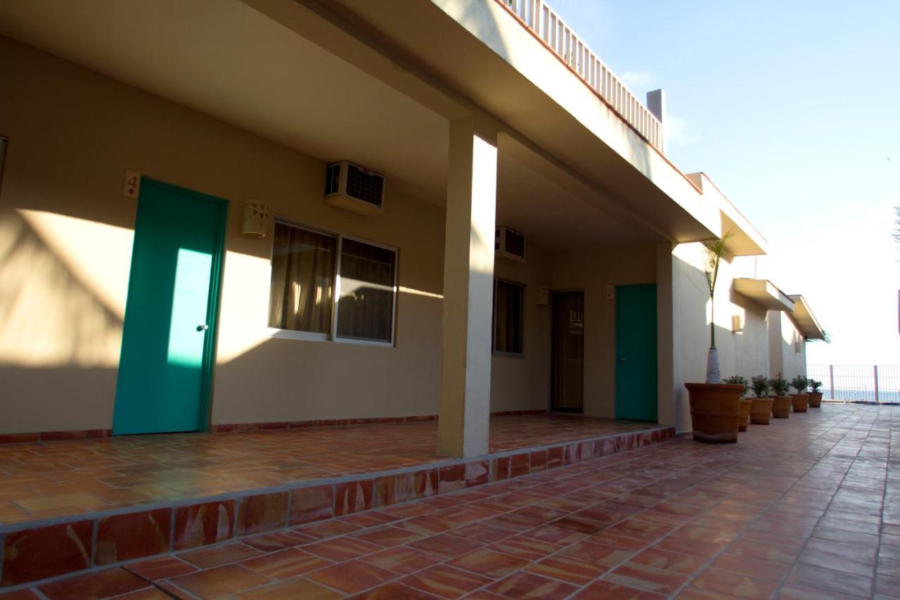 Bungalows Las Arenas San Patricio Melaque Dış mekan fotoğraf