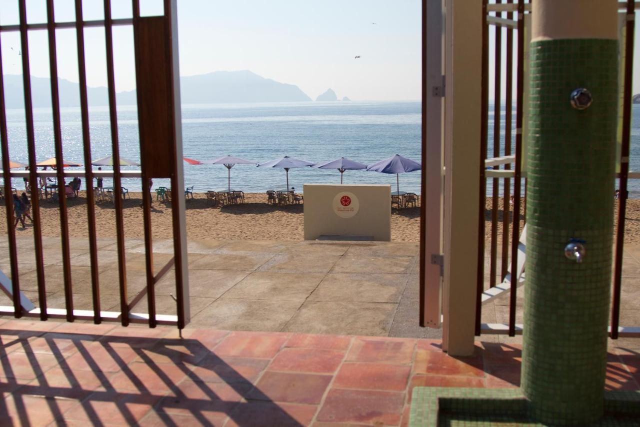 Bungalows Las Arenas San Patricio Melaque Dış mekan fotoğraf