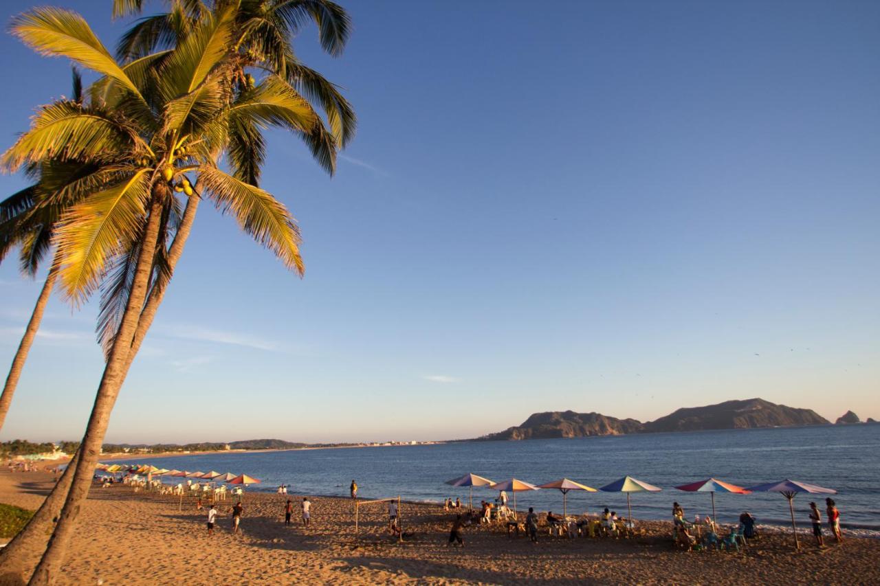 Bungalows Las Arenas San Patricio Melaque Dış mekan fotoğraf
